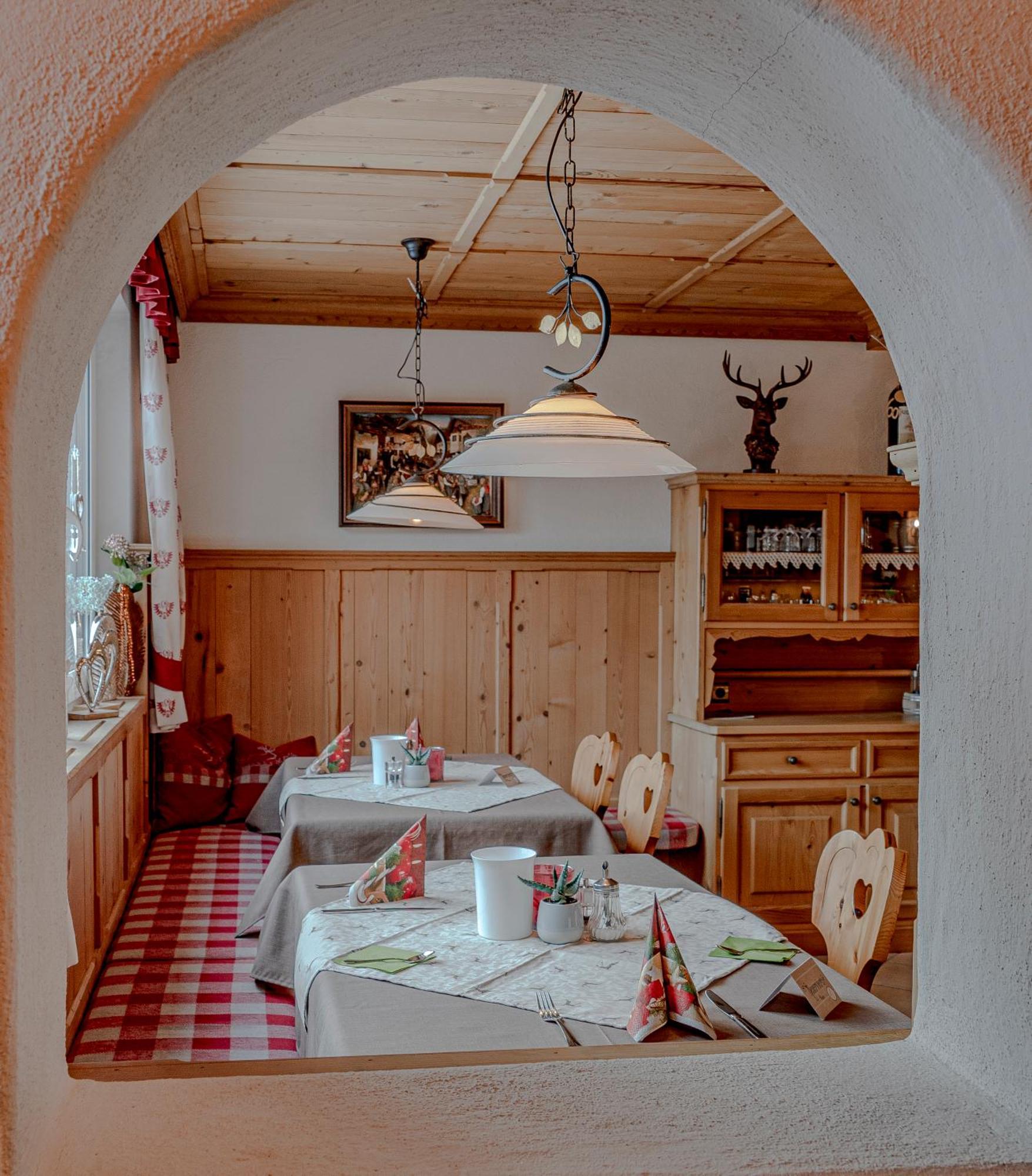 Sweet Cherry - Boutique & Guesthouse Tyrol インスブルック エクステリア 写真