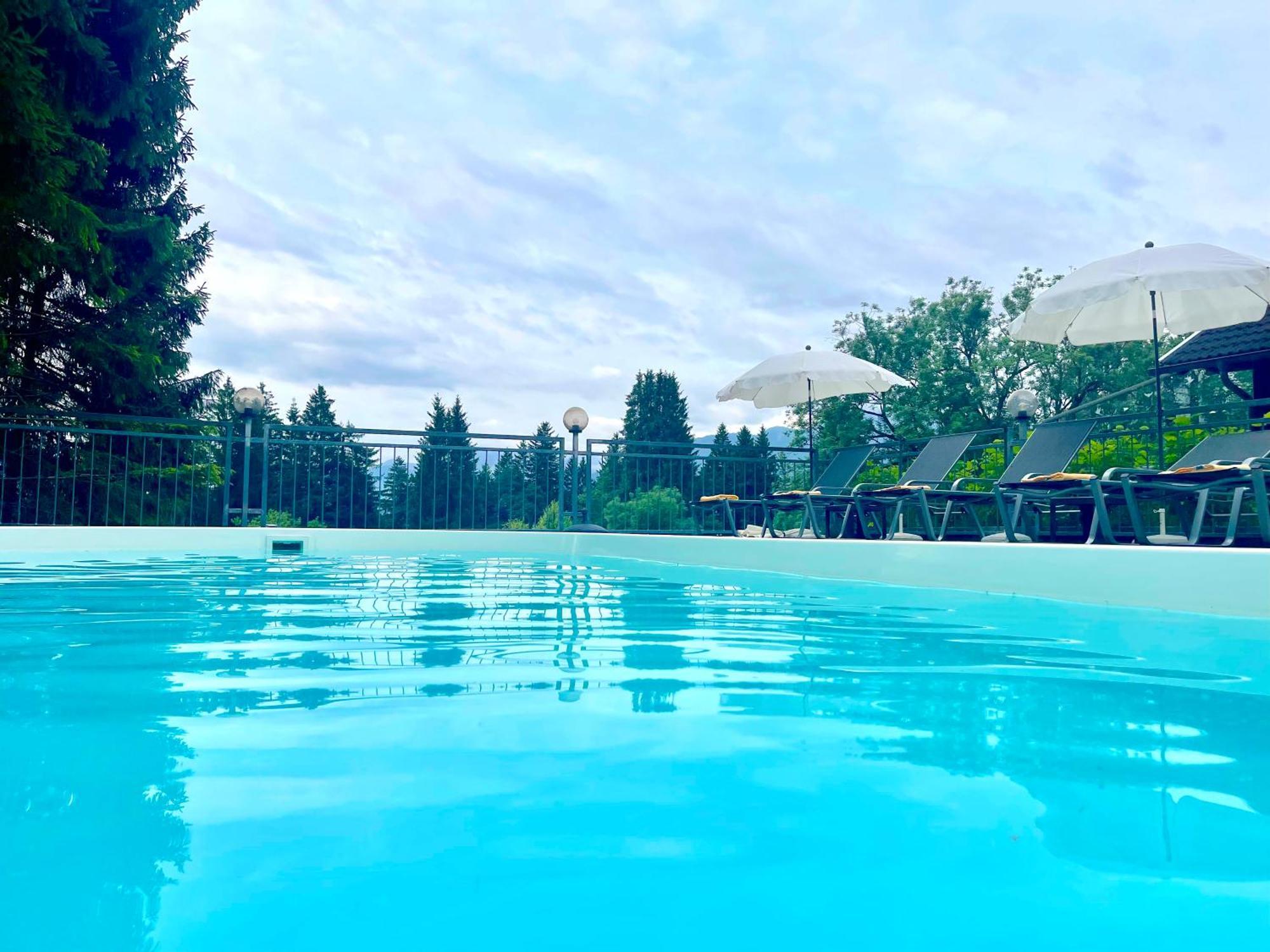Sweet Cherry - Boutique & Guesthouse Tyrol インスブルック エクステリア 写真