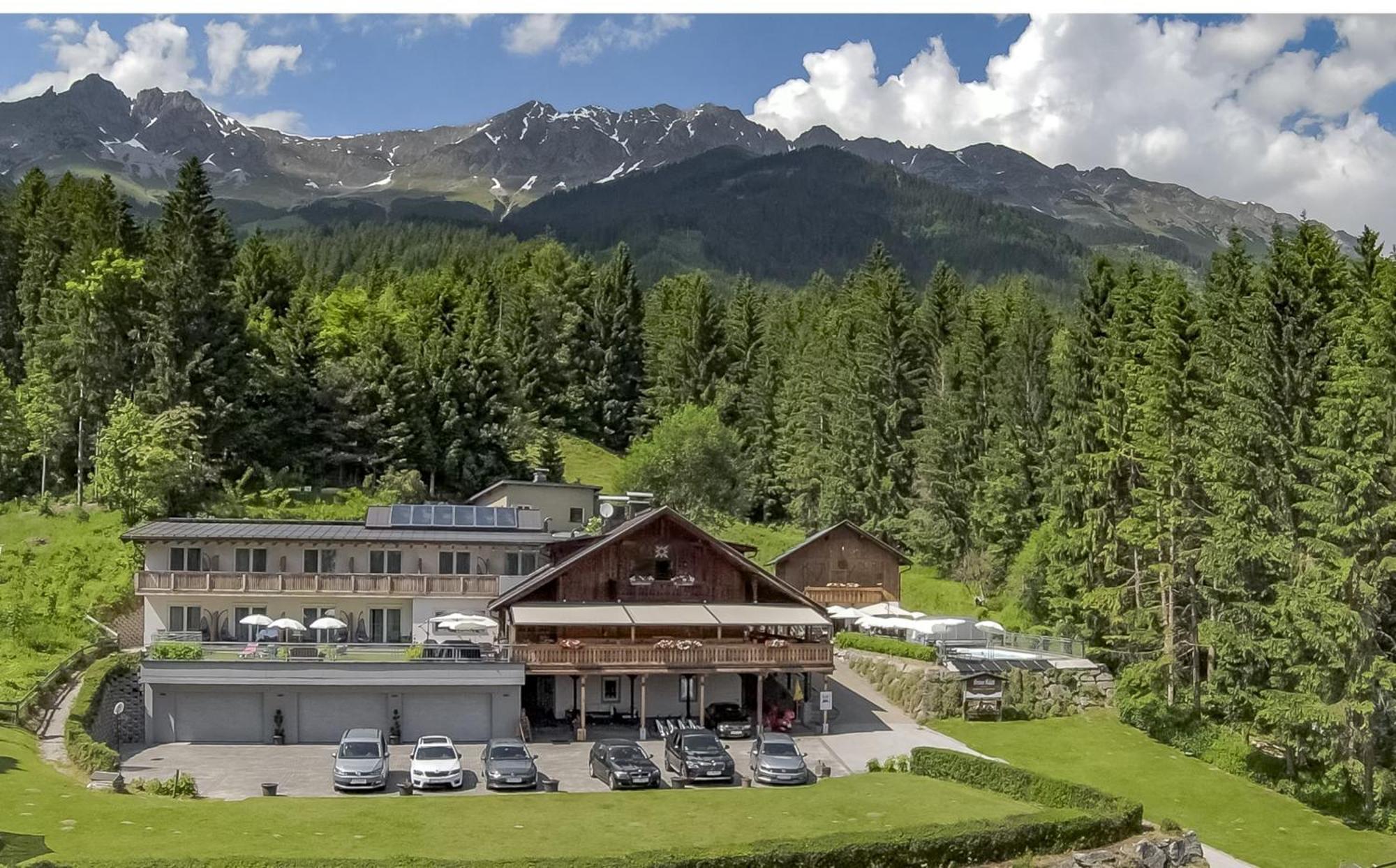 Sweet Cherry - Boutique & Guesthouse Tyrol インスブルック エクステリア 写真