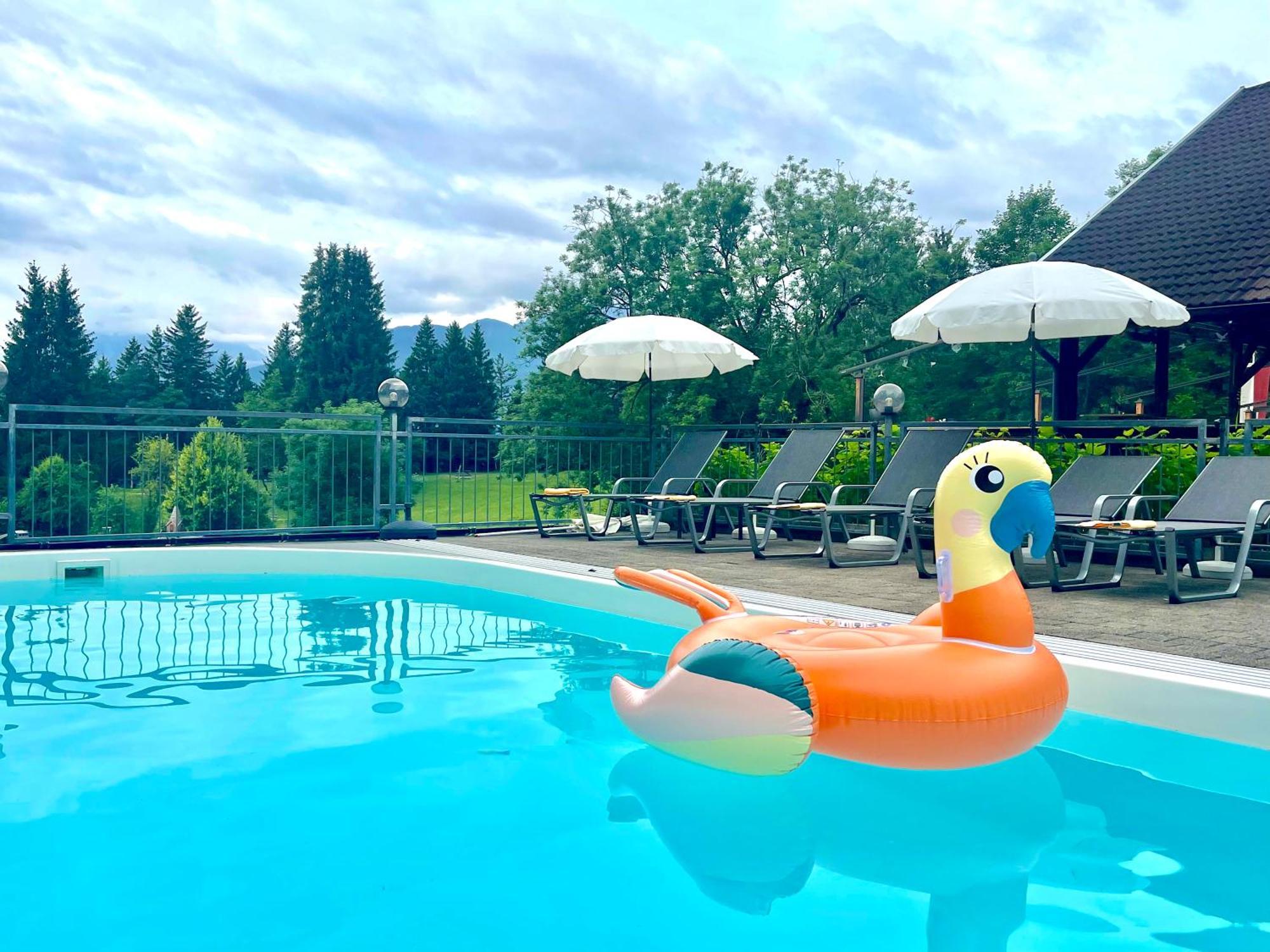 Sweet Cherry - Boutique & Guesthouse Tyrol インスブルック エクステリア 写真